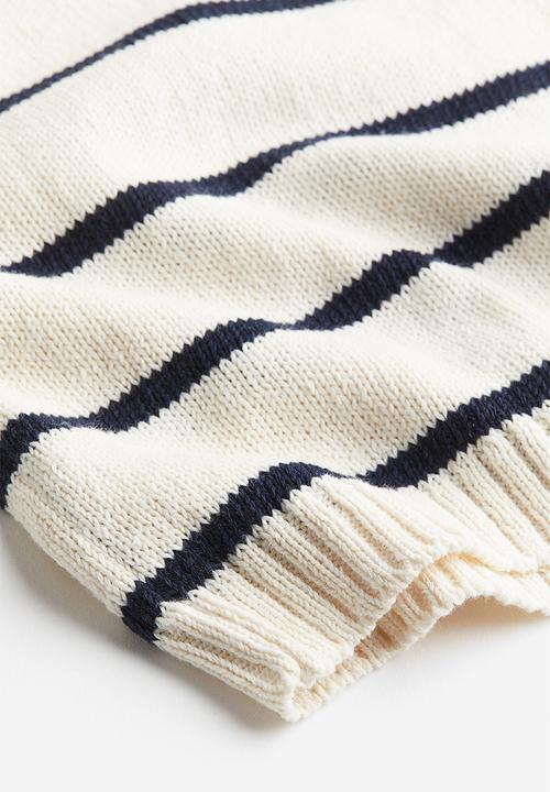 H&M - Knitted shoulder-pad top - white