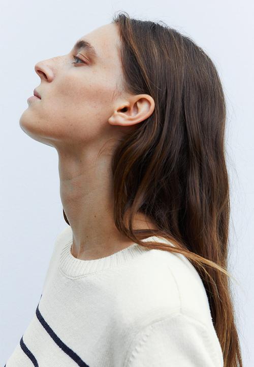 H&M - Knitted shoulder-pad top - white