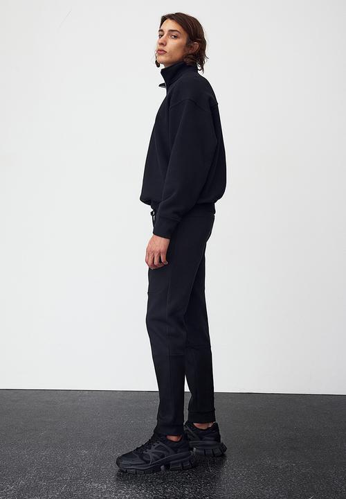 H&M - Drymove™ tapered tech joggers with zipped pockets - black