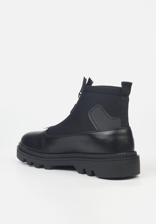 MAZERATA - Vinchey 9 - Black