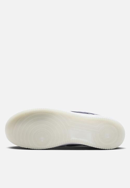 Nike - AIR FORCE 1 '07 LV8