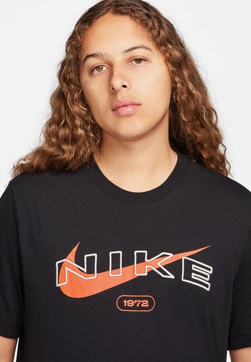Nike - NSW Club graphic Tee  - Black