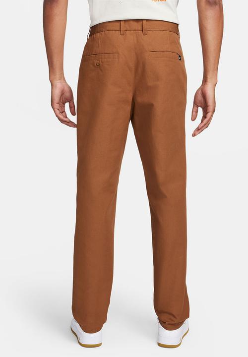 Nike - Club chino pant - lt british tan