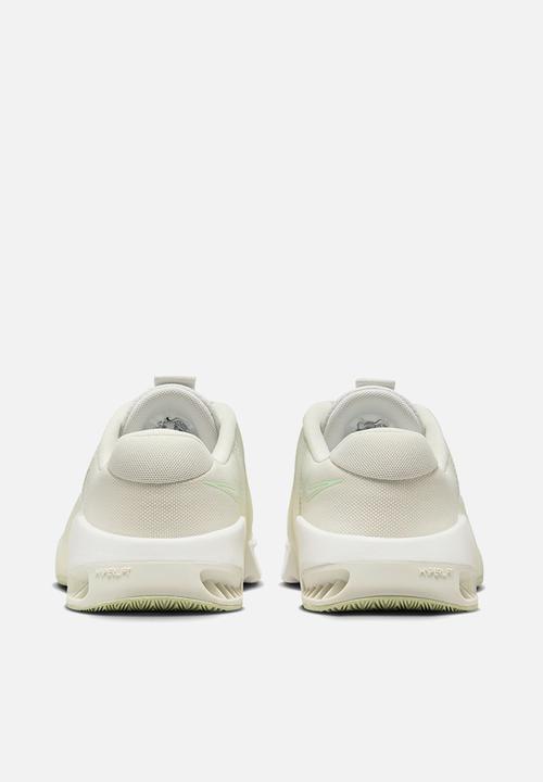 Nike - V2K Run