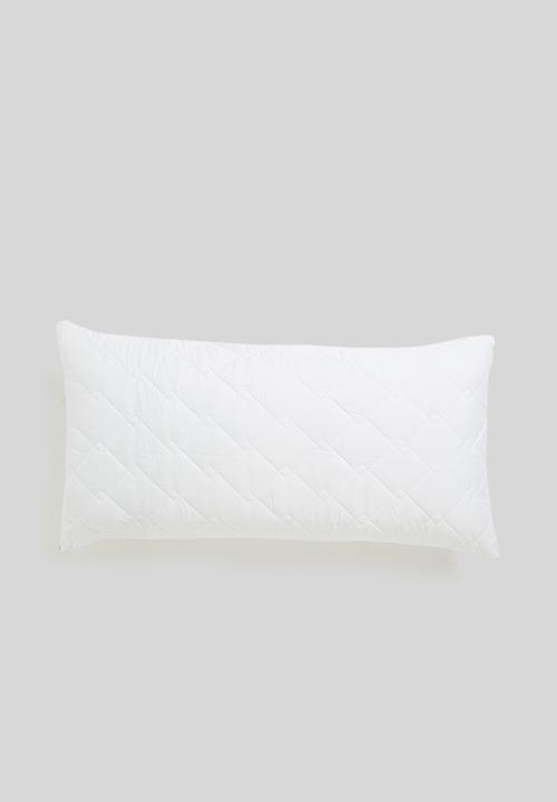 Sixth Floor - Quilted king pillow protector - white