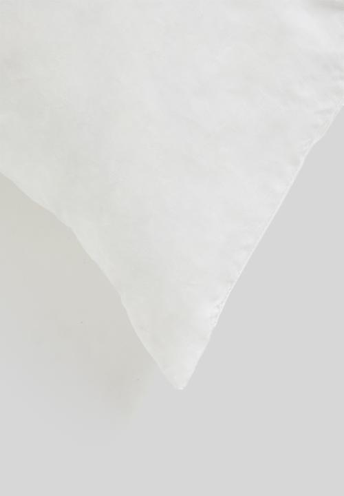 Sixth Floor - Feather inner - 65x65