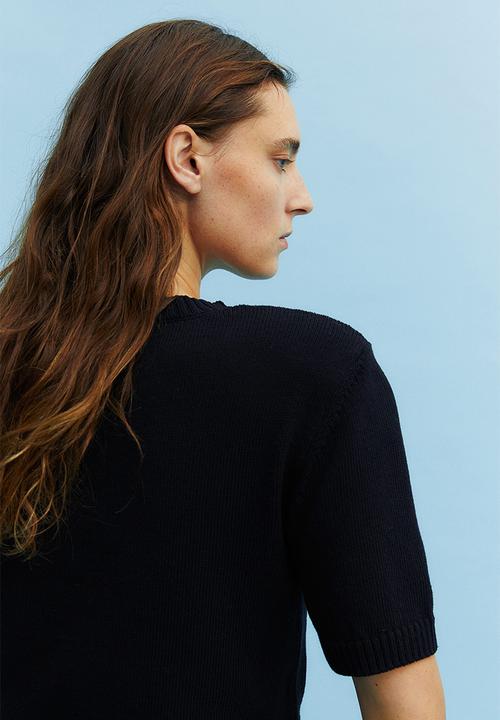 H&M - Knitted shoulder-pad top - black