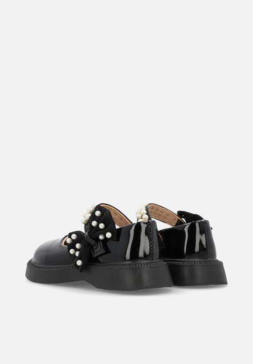 Pop Candy - Pearl bow décor Mary janes - black