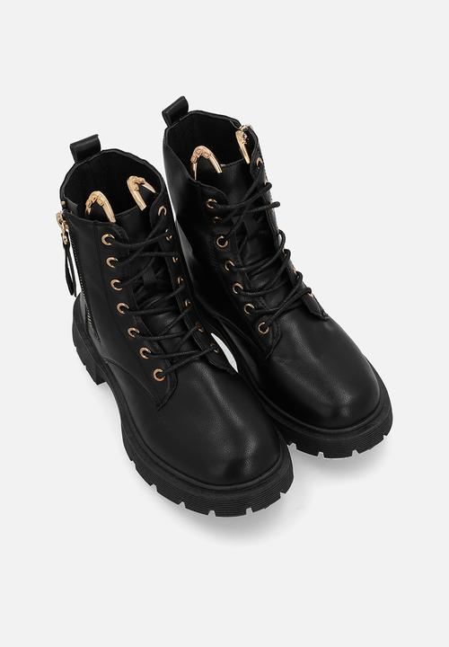 Pop Candy - Lace up combat  Boots -black