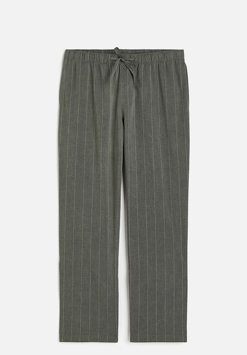H&M - Relaxed fit pyjama bottoms - Dark green Pinstriped