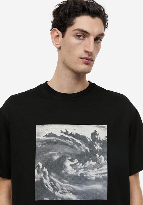 H&M - Relaxed fit printed T-shirt - Black Clouds