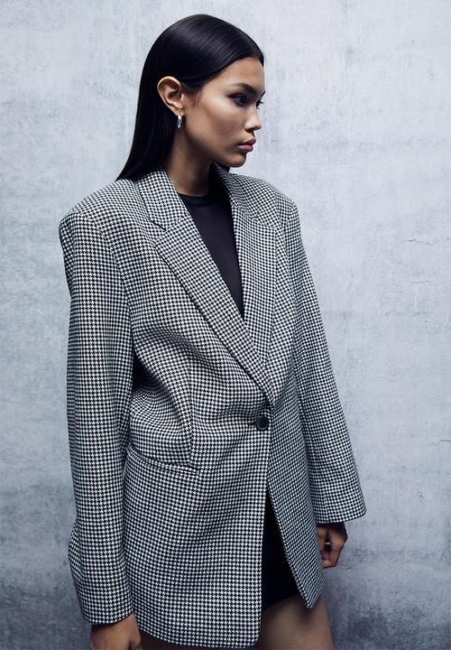 H&M - Oversized twill blazer - black dogtooth patterned
