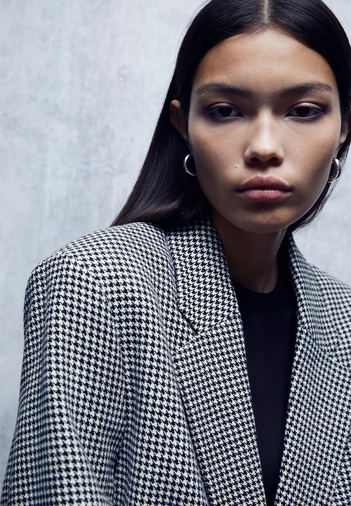 H&M - Oversized twill blazer - black dogtooth patterned
