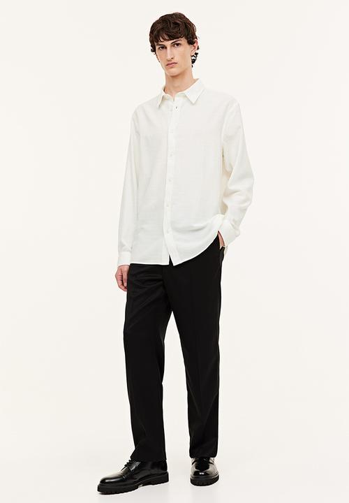 H&M - Regular fit crinkled shirt - cream