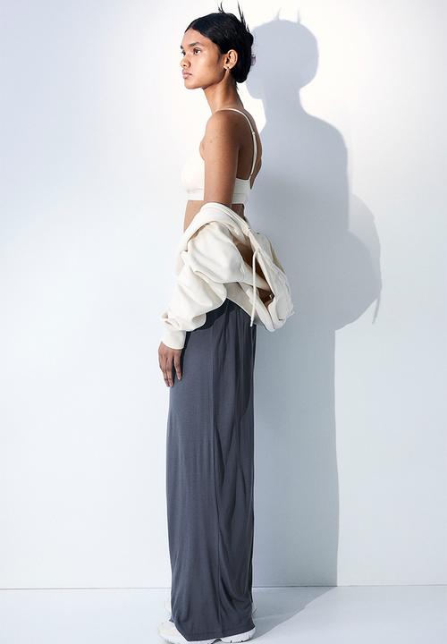 H&M - Loose fit trousers - grey
