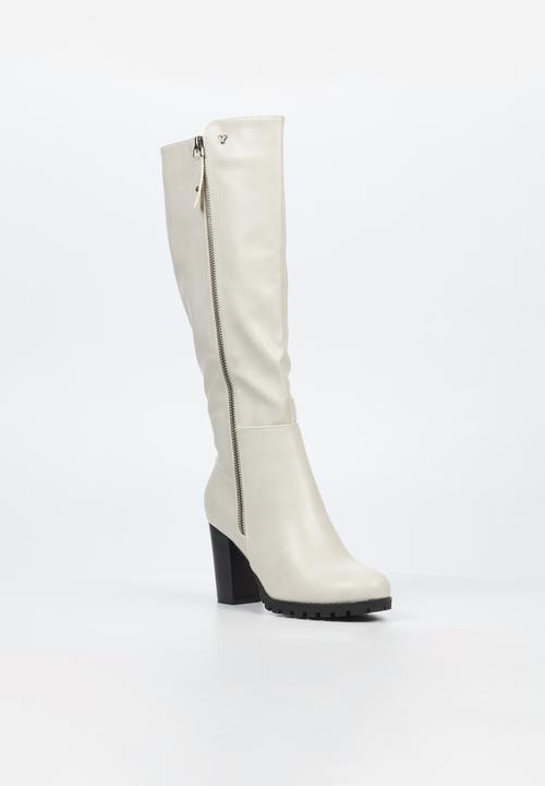 Butterfly Feet - June 5 block heel boot - ivory