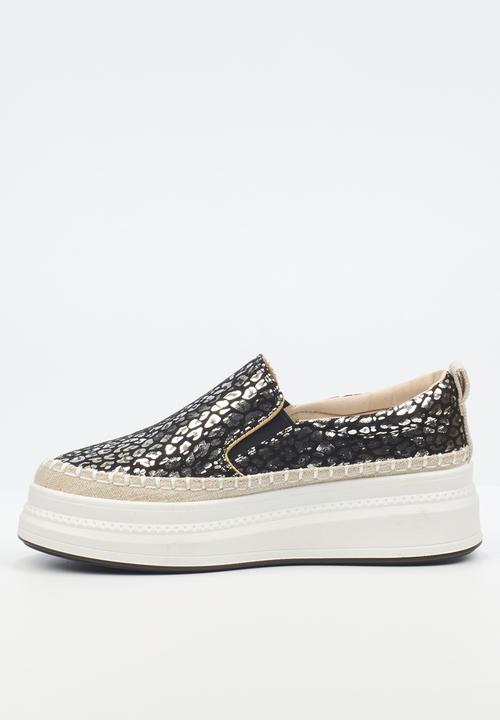 Butterfly Feet - Senhora 13 slip-on - black