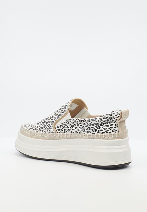 Butterfly Feet - Senhora 13 slip-on - white