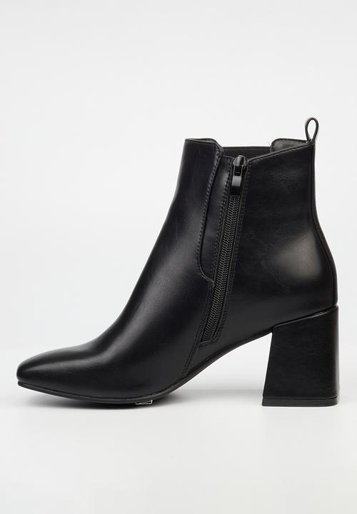 Butterfly Feet - Shardae 1 block heel boot - black