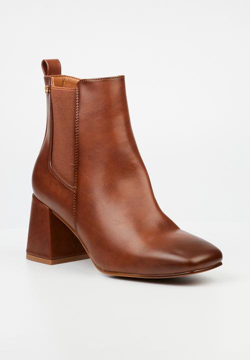 Butterfly Feet - Shardae 1 block heel boot - tan