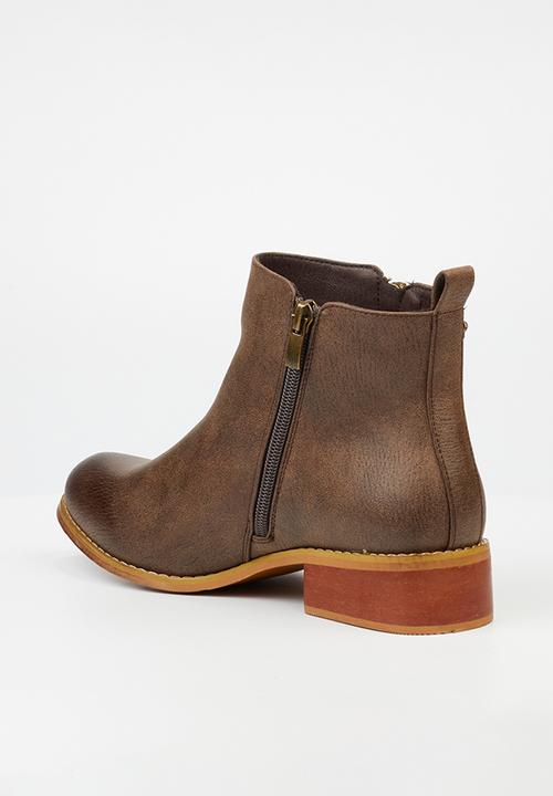 Butterfly Feet - Tyler 1 ankle boot - chocolate