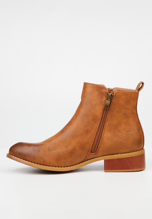 Butterfly Feet - Tyler 1 ankle boot - tan