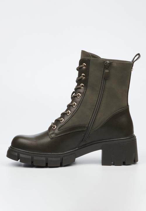 Miss Black - Odyssey 3 lace-up boot - olive
