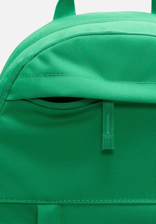 Nike - Nike elemental backpack (21l) - stadium green/vintage green