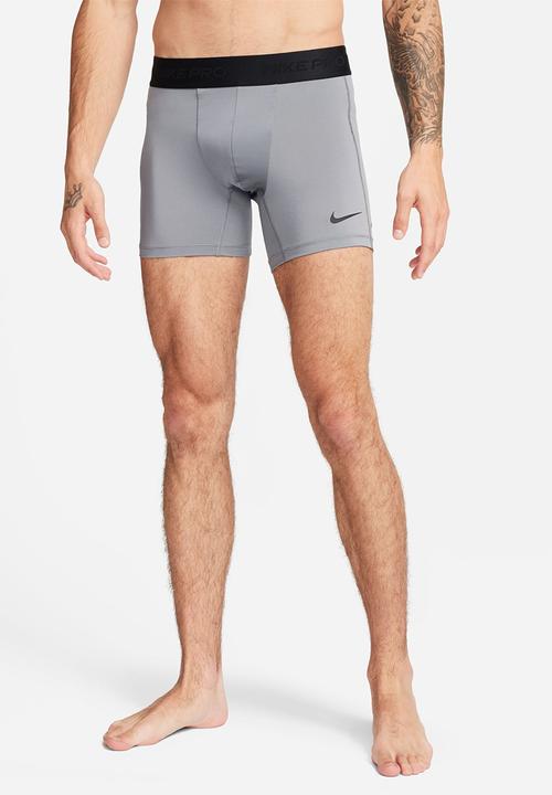 Nike - Dri-Fit brief short - smoke grey/black