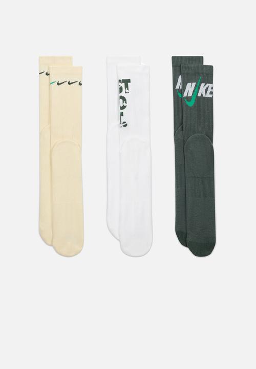 Nike - Nike everyday plus cushioned - multi-color