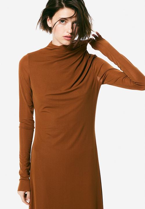 H&M - Jersey turtleneck dress - brown