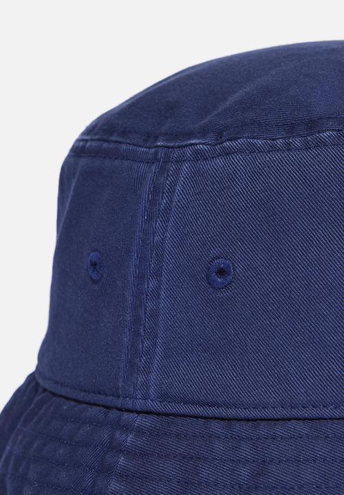adidas Originals - Adicolor classic stonewashed bucket hat - blue