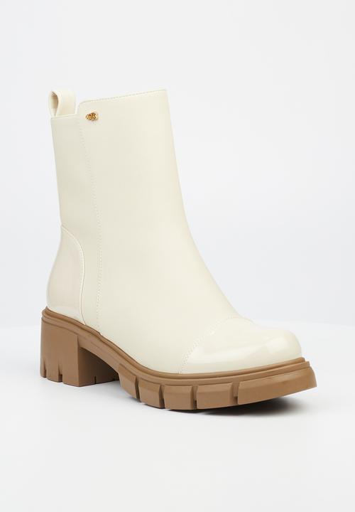 Miss Black - Odyssey 5 ankle boot - bone