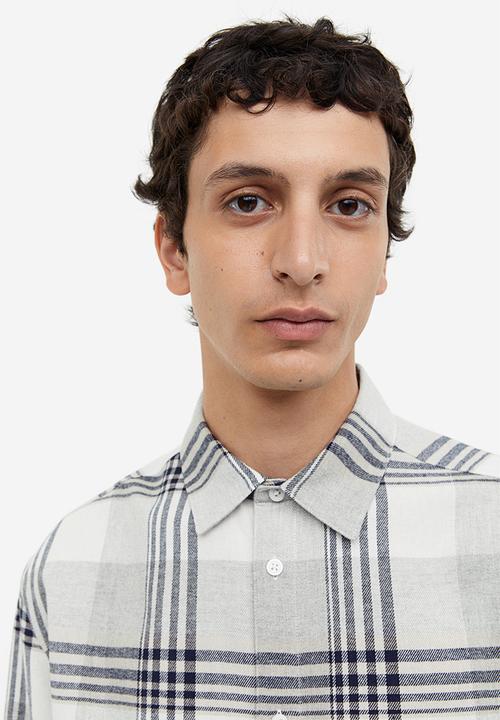 H&M - Regular fit flannel shirt - grey