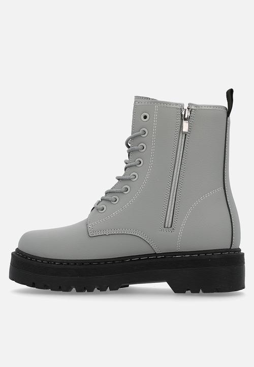 Madison® - Savannah platform lace-up boot - grey