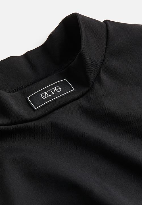 H&M - Drymove™ cropped sports top - black