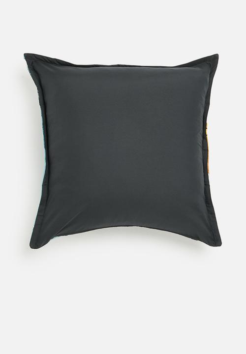 Grey Gardens - Pluto cushion cover - multi 