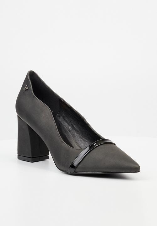 Butterfly Feet - Jill 1 court - black