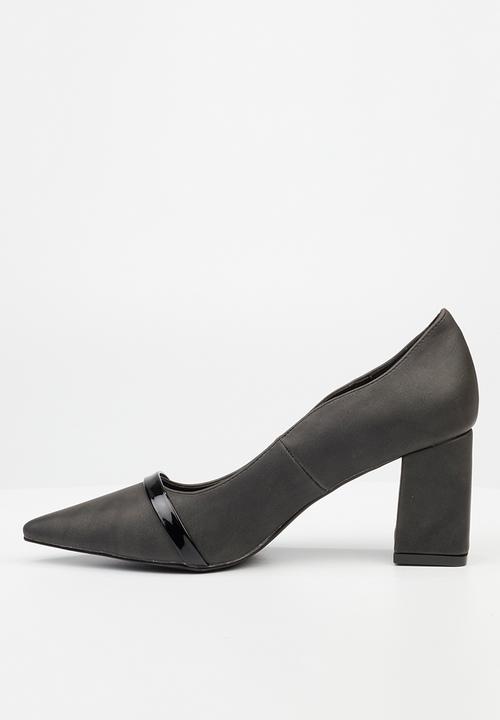 Butterfly Feet - Jill 1 court - black