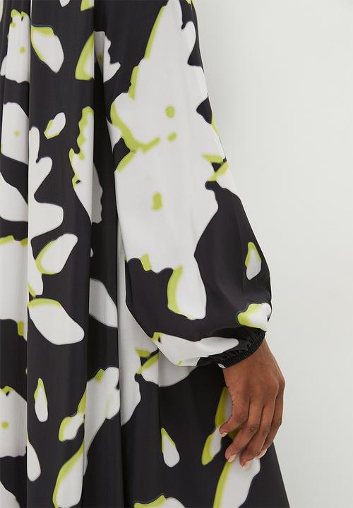 edit - Volume maxi trapeze dress - blurred liney floral