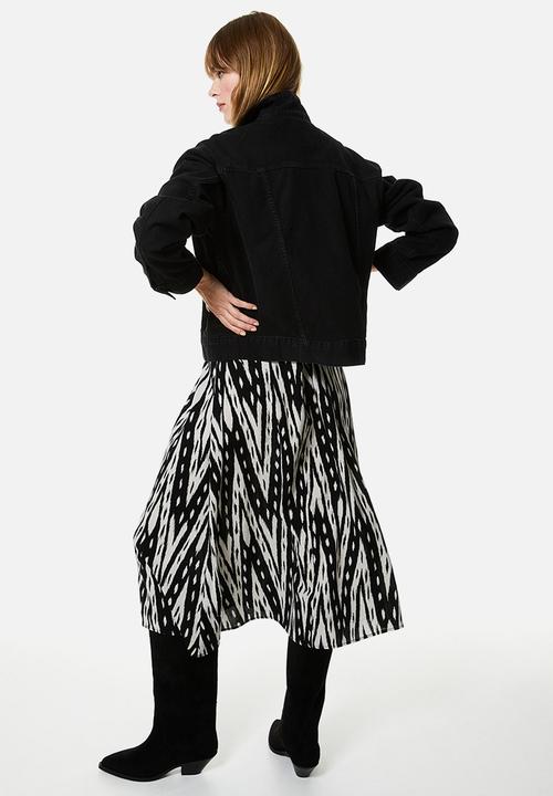 H&M - Balloon-sleeved wrap dress - black