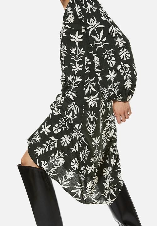 H&M - Balloon-sleeved wrap dress - green 