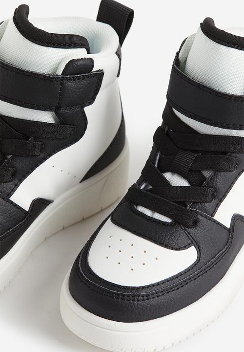 H&M - Hi-top trainers - black/white
