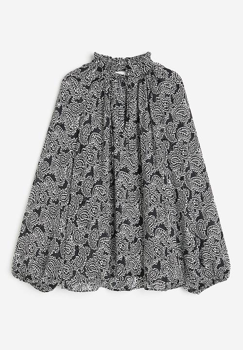 H&M - Frill-trimmed crêpe blouse - black
