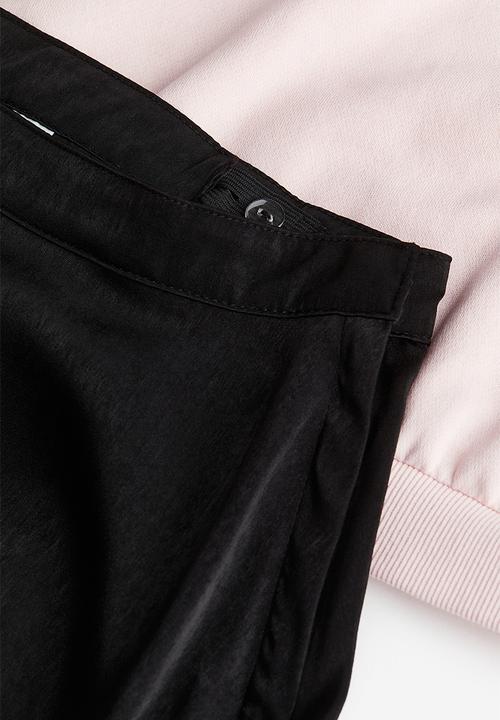 H&M - 2-piece sweatshirt and skirt set - pink, black