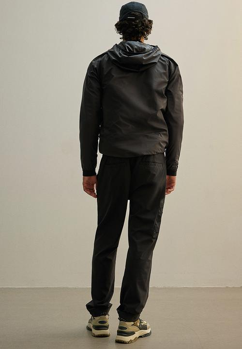 H&M - Water-repellent softshell jacket - black