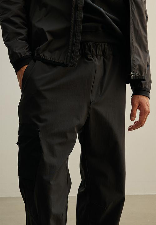 H&M - Water-repellent softshell jacket - black