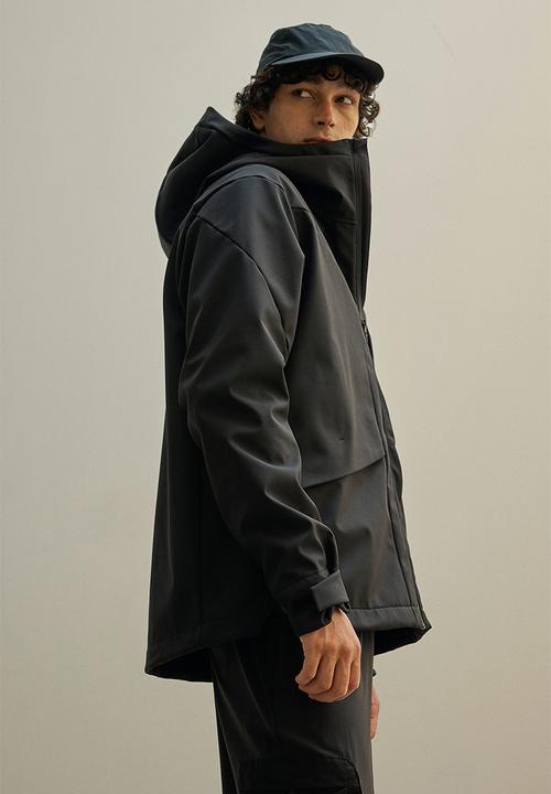 H&M - Water-repellent softshell jacket - black
