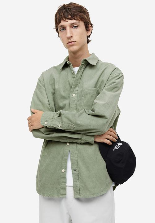 H&M - Relaxed fit corduroy shirt - green