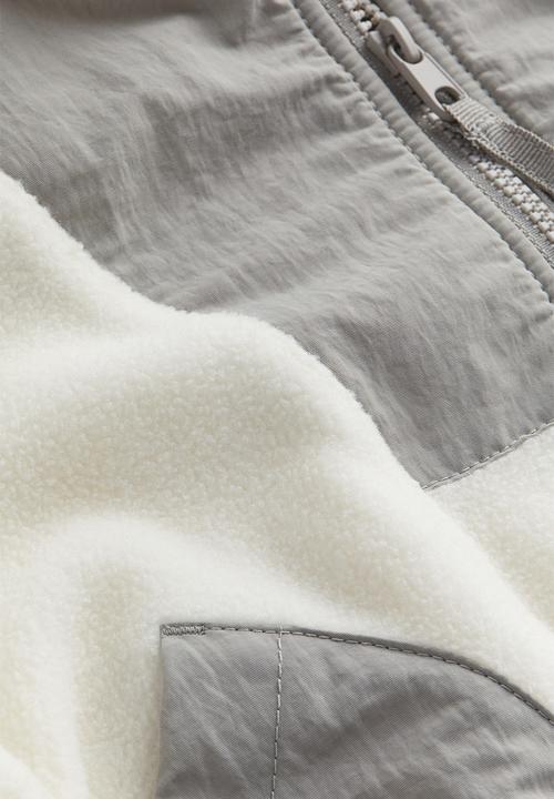 H&M - Oversized fleece jacket - cream/block-coloured